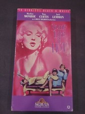 SOME LIKE IT HOT, 1959 classic (VHS)  Marilyn Monroe, Jack Lemmon, Tony Curtis