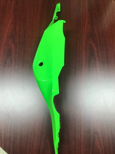Panel de plástico carenado con capucha izquierda cola trasera trasera Kawasaki 23 24 ZX4RR 0 MILLAS - Imagen 9 de 14