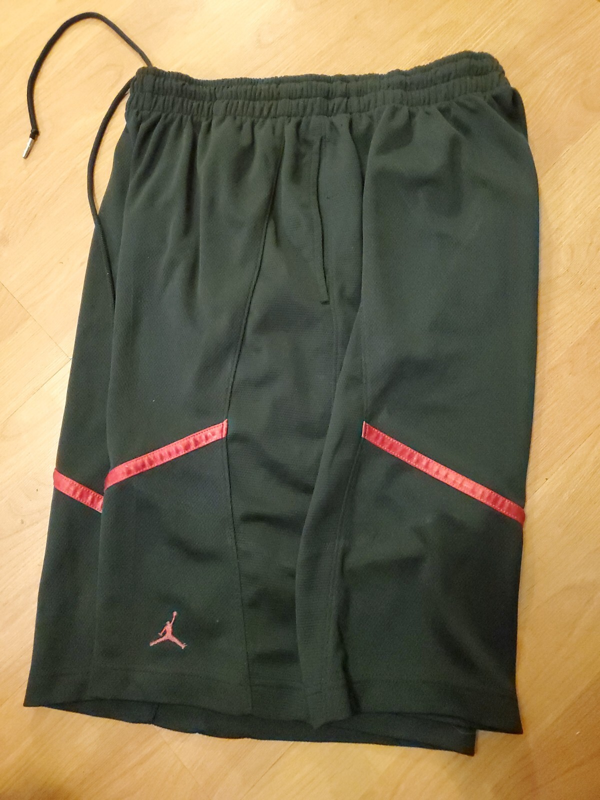 Picture 1 of 6