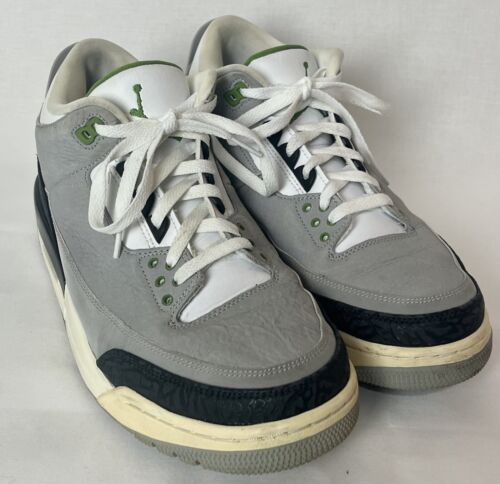 Nike Air Jordan 3 Retro Clorofila 2018 Talla 9.5 Modelo 136064-006 - Muy Bueno - Imagen 7 de 24