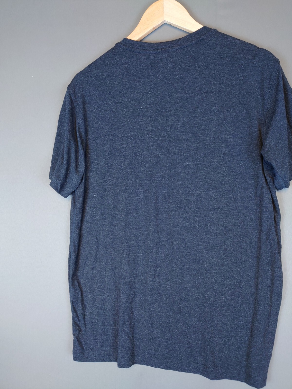 Fabletics Dark Gray Solid Gym Short Sleeve T Shir… - image 10