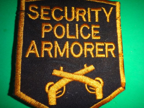 US Air Force SECURITY POLICE ARMORER Patch From Vietnam War Era - Picture 2 of 3