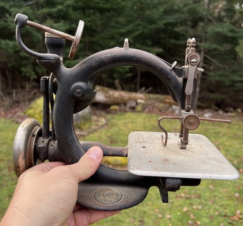 Antique Early Willcox & Gibbs Sewing Machine Chain Stitch Patent July 4th 1871 - Picture 2 of 12