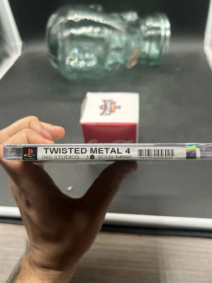 TWISTED METAL 4 - Playstation (PS1) - 1999 - Black Label - Sealed - - Image 4 of 4