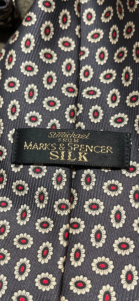 NUEVA CORBATA GEOMÉTRICA MARK & SPENCER TEJIDA SEDA VERDE ROJA PARA HOMBRE COLORES NAVIDAD Foto 3 de 4