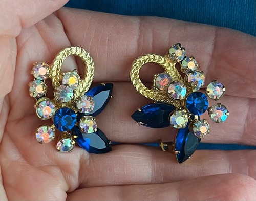 Vintage Juliana königsblau mit Aurora Borealis STRASS Gp Clip auf OHRRINGE - Bild 7 von 9