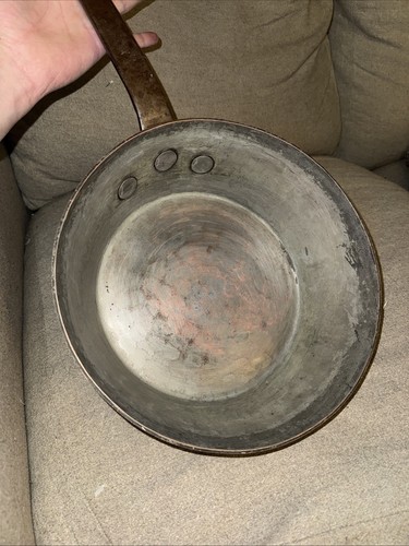 Huge Antique French Hammered Copper Pan 11.5” Across And 9 Lbs - Picture 11 of 14