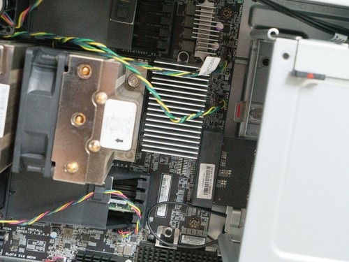 LENOVO P620 w/ AMD THREADRIPPER PRO 3955WX & 1TB NVME WIN 10 | 32GB ECC Ram - Picture 15 of 18