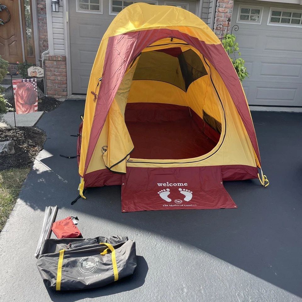 Big Agnes Big House 4 Camping Tent Orange / Red W/ Footprint Excellent Condition - Image 2 of 4