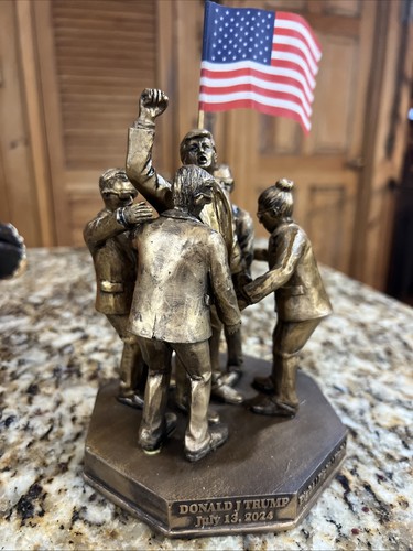 Trump FIGHT! Statue Butler, PA Rally Trump with Secret Service Agents DJT Donald - Picture 3 of 11