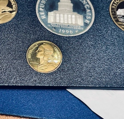 Belle épreuve de 1996, 5 centimes 4 plis issue du coffret. - Photo 1/2