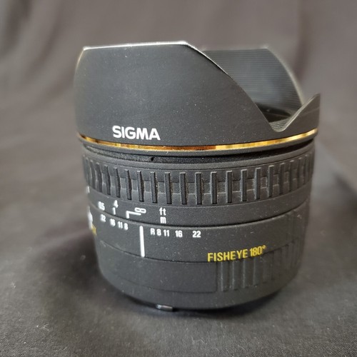 Sigma 15mm f/2.8 EX Fisheye Wide Angle Lens Canon Mount DSLR Camera Lens - Picture 4 of 8