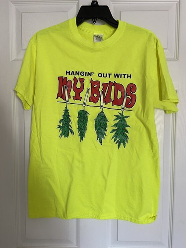 420 Merch Hangin’ Out With My Buds T-Shirt Men’s MEDIUM - 第 1/2 張圖片