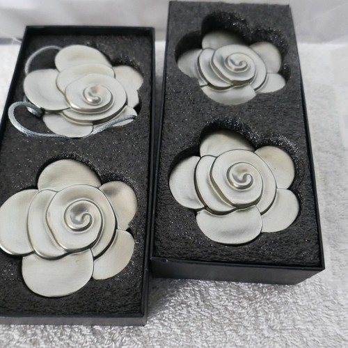 Magnetic Curtain Tieback Windows Rose Flowers 4 pcs Magnetic Ties - Picture 3 of 8