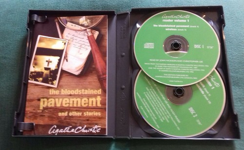 AGATHA CHRISTIE reader The Bloodstained Pavement and other stories Book + 2 CDs - Picture 3 of 3