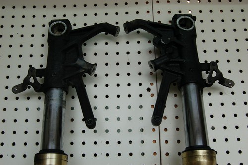 2007 KAWASAKI ZX14 NINJA FRONT FORKS - Picture 6 of 8