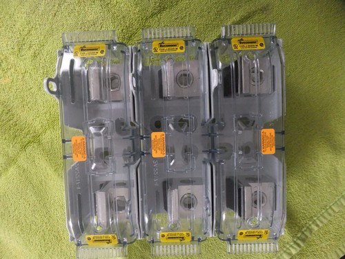 Bussman JM60200 Fuse Block Single One Pole Unit. - Picture 9 of 10
