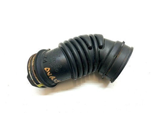 GENUINE TOYOTA AURIS 1.4 PETROL AIRBOX TO THROTTLEBODY PIPE 178810D220 04-06 - Picture 1 of 2