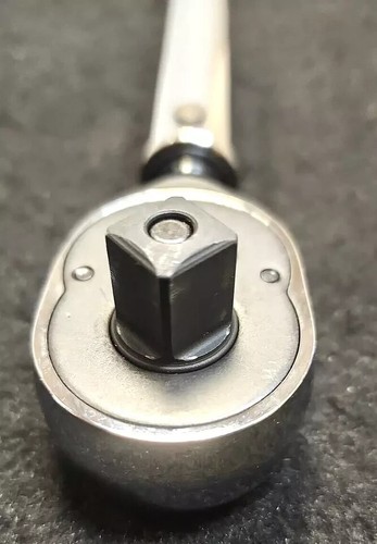 1/2" Drive 30-250 ft. lb. Dual Scale Micrometer Adjustable Torque Wrench -CDI - Picture 10 of 11