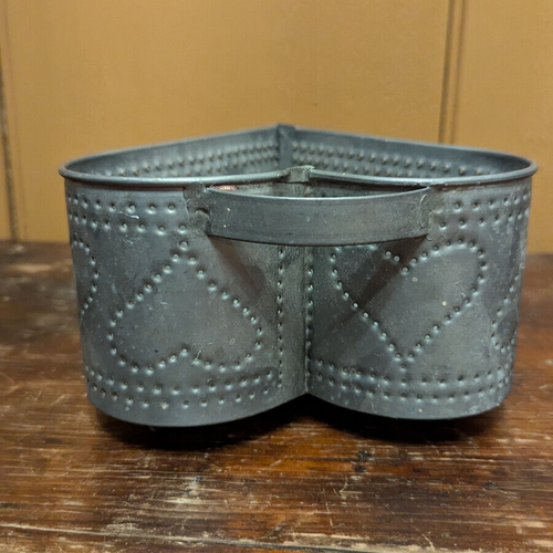 Antique Pierced Tin Heart Shaped Footed Cheese Strainer Mold Primitive 6.25" W - Picture 5 of 7