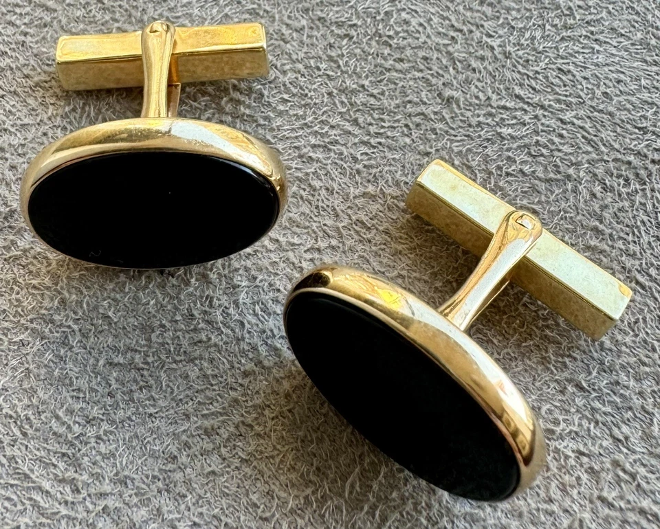 Gemelos Tiffany & Co. de colección de oro amarillo de 14 k y ónix negro Foto 2 de 4