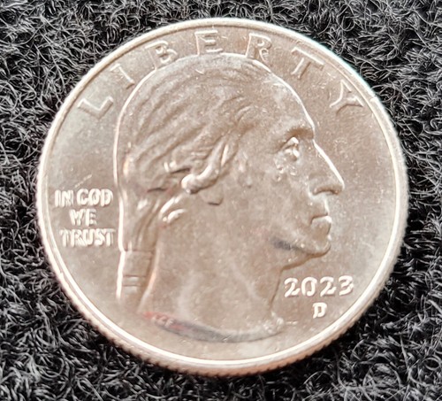 Moneda de error Jovita Idar de cuarto D 2023 con error de acuñación de Estados Unidos "EN BACALAO CONFIAMOS" difícil de encontrar 💰 - Imagen 3 de 12