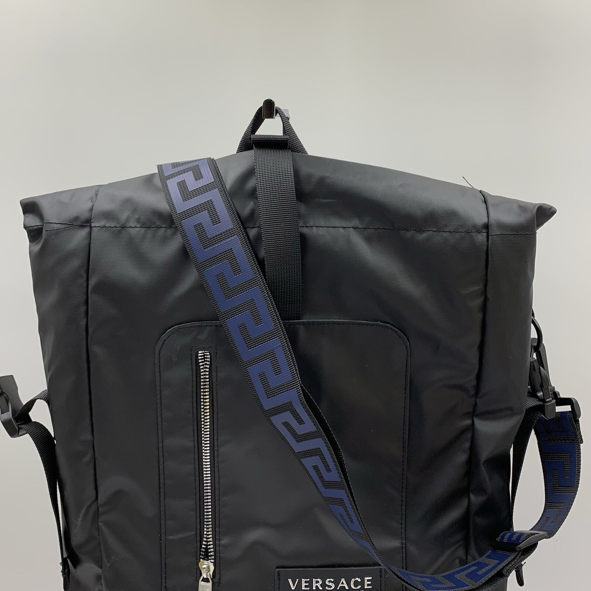VERSACE PARFUMS ヴェルサーチ パフューム リュック VERSACE PARFUMS ヴェルサーチ パフューム リュック グレー 黒