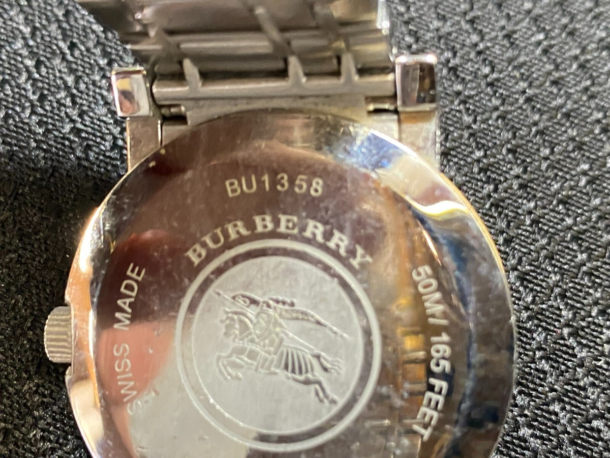 Burberry Two-Tone Silver Gold Swiss Made Unisex Watch ~ 50 m Burberry Two-Tone Silver Gold Swiss Made Unisex Watch ~ 50 m