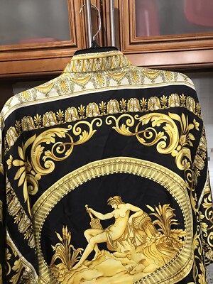 【美品】 VERSACE CLASSIC V2 OUTER SHIRT 52 VERSACE CLASSIC V2 silk shirt Baroque and Greek Priestess