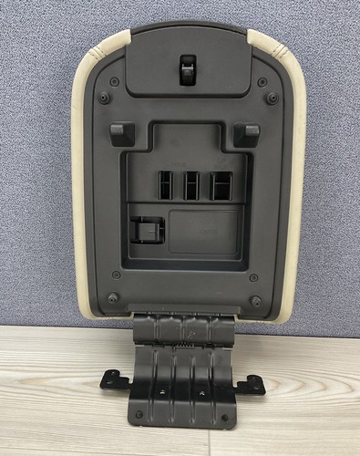 🔥2010-2019 Ford Taurus Center Console Lid/Armrest. Lt Stone. Leather. OEM. - Picture 10 of 11