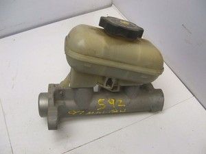 Brake-Master-Cylinder-Fits-97-99-CUTLASS-34576