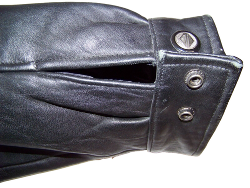 Cougar Mens Black Leather Jacket Size L Genuine Leather Quilted Removal Lining - Picture 9 of 13