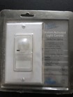 Leviton Decora Motion Activated Light Control No. 6780-I, NEW