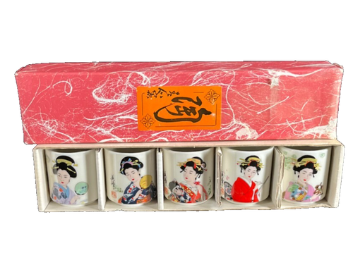 Vintage Set of 5 Japanese Geisha Porcelain Sake Cups - Picture 16 of 16