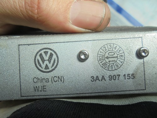 VW Passat 3C B7 Spannungswandler 3C0907155A Steckdose  - Bild 3 von 3