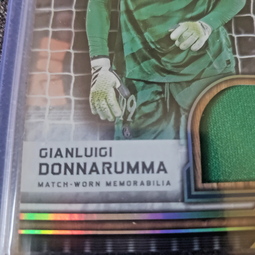 2024	Museum	Donnarumma	PSG	Meaningful Material	Patch	Match-worn	280/299	Italy - Bild 2 von 4