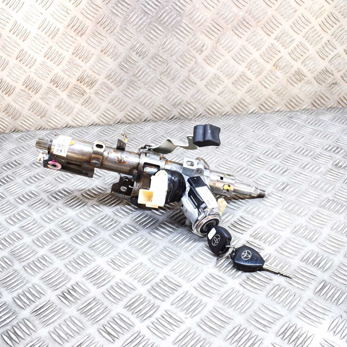 カラム*· TOYOTA HILUX MK7 AN10 Steering Column Mechanism 89783-22022