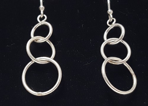 Pendientes colgantes de plata de ley con triple aro anillos círculos graduados 925 IMA - Imagen 10 de 14