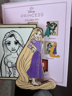 PALM Rapunzel Pink à la Mode Royal Illustrated Princess Pin