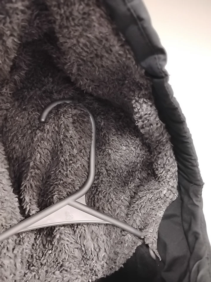 Zeroxposur Boys M-8 Youth Grey and Black Camo Ski Snow Jacket Winter  - Image 3 of 4