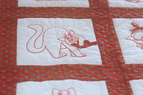 Trapunta Vintage Kitty Baby Lancio Coperta Gatti Gattini 40" x 30" Completa Firmata - Foto 6 di 6