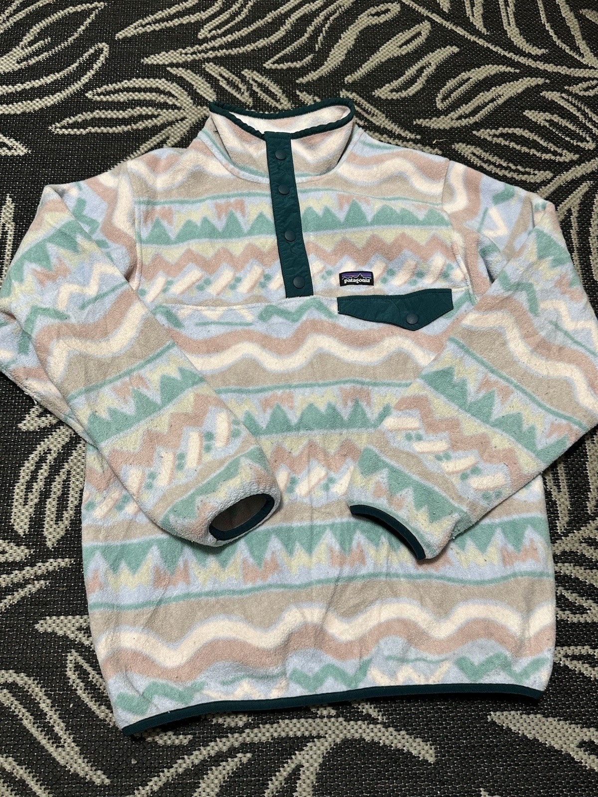 Picture 1 of 4