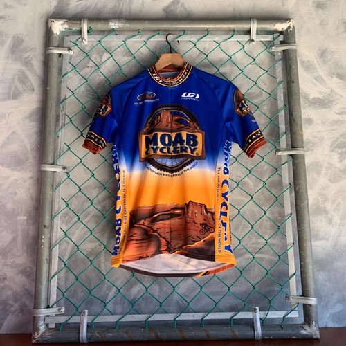 Louis Garneau Moab Cyclery Cycling Jersey Mens Small 1/2 Zip Short Sleeve Shirt - Picture 1 of 9