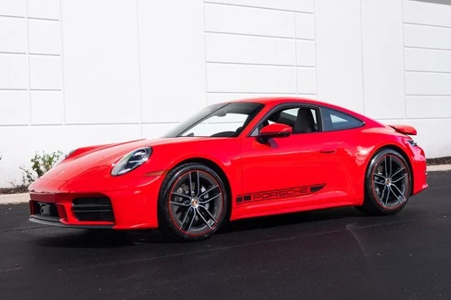 2025 Porsche 911 Carrera