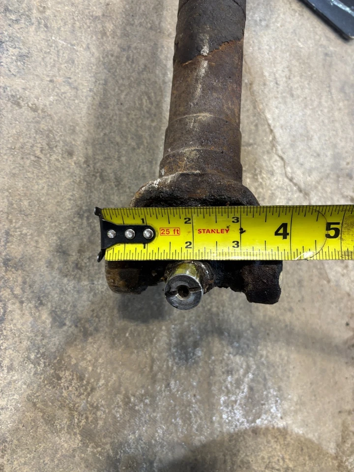 1967 1972 CHEVROLET GMC K20 4WD REG CAB LONG BED 3/4 TON REAR DRIVESHAFT SHAFT - Image 4 of 4