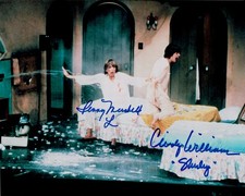 Penny Marshall Cindy Williams Dual Signed 8x10 Photo Laverne & Shirley Yell JSA