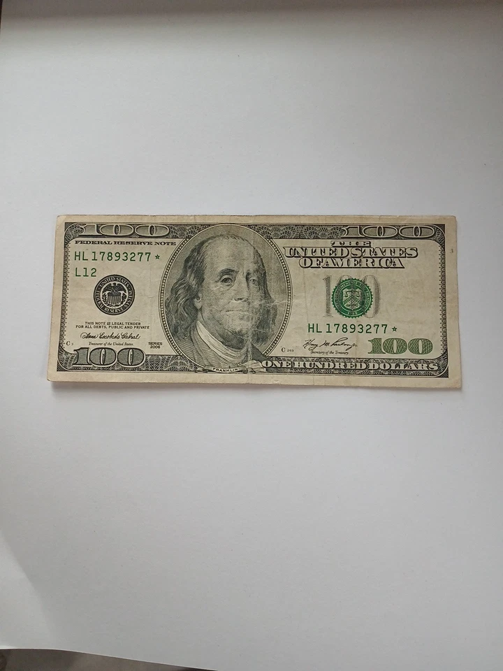 LOT OF 3  , $100 BILL ,  STAR NOTES , MAKE OFFERS ON A SINGLE $100 - Image 3 of 4