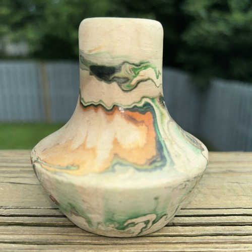Native Nemadji Kunstkeramik Knospenvase grün orange braun Wirbel-Design 3,5" hoch - Bild 1 von 8