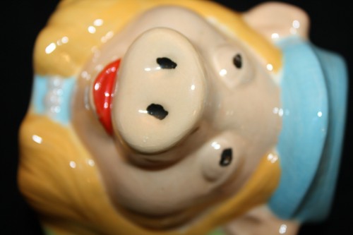 Piggy Collector Cup Pig Coffee Mug 4" Hand Painted Crazing Hat Pearls Decorative - Picture 7 of 8