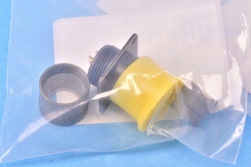 2 Circular MIL Spec Connector 3P #16 Pin Contacts 3 Position Male MS3110E12-3P - Picture 2 of 5